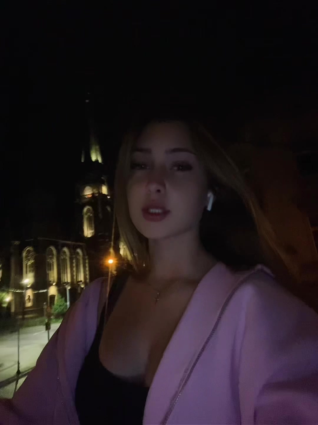 @❦