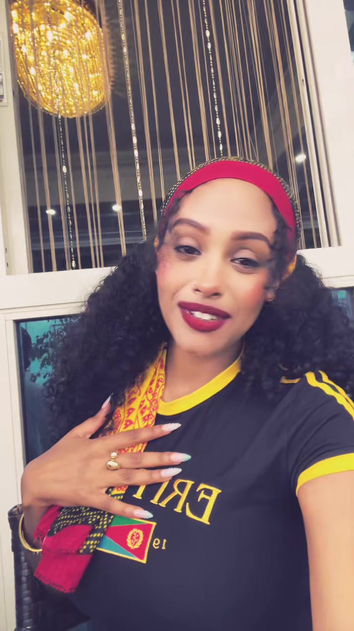 @Viviyan Amir 🇪🇷