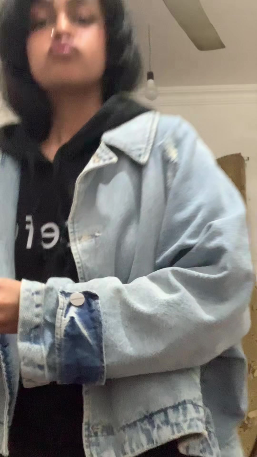@F4T