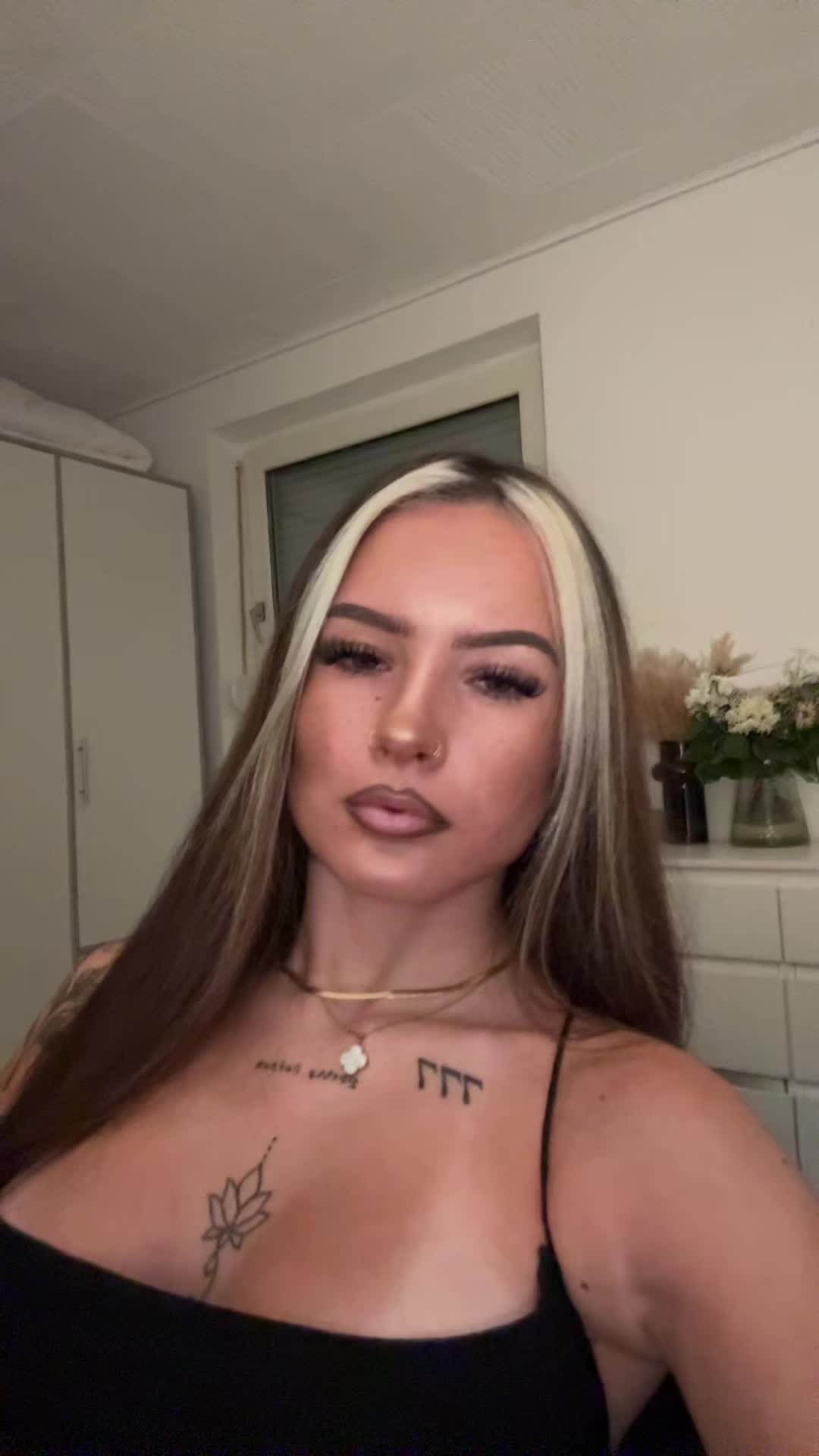 @Amèlie⭐️