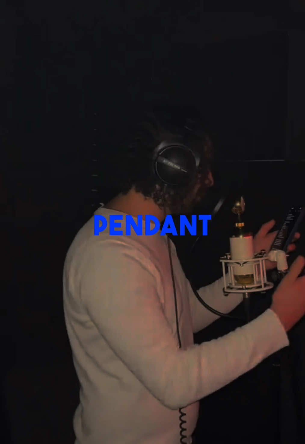 @️
