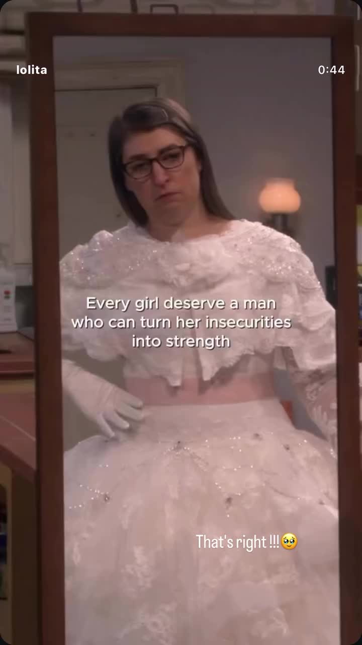 @QUEEN👑