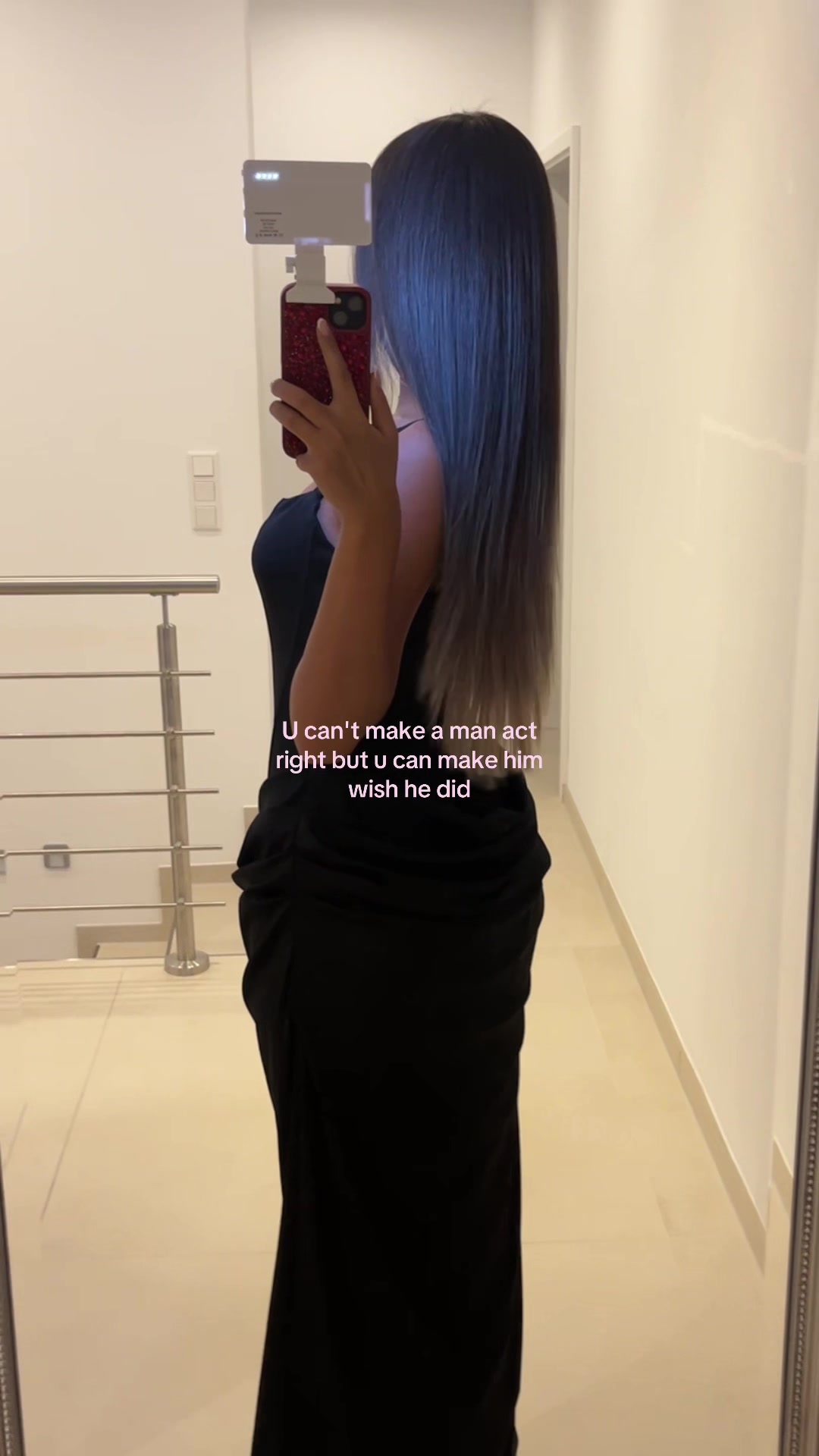 @𝒜𓃮