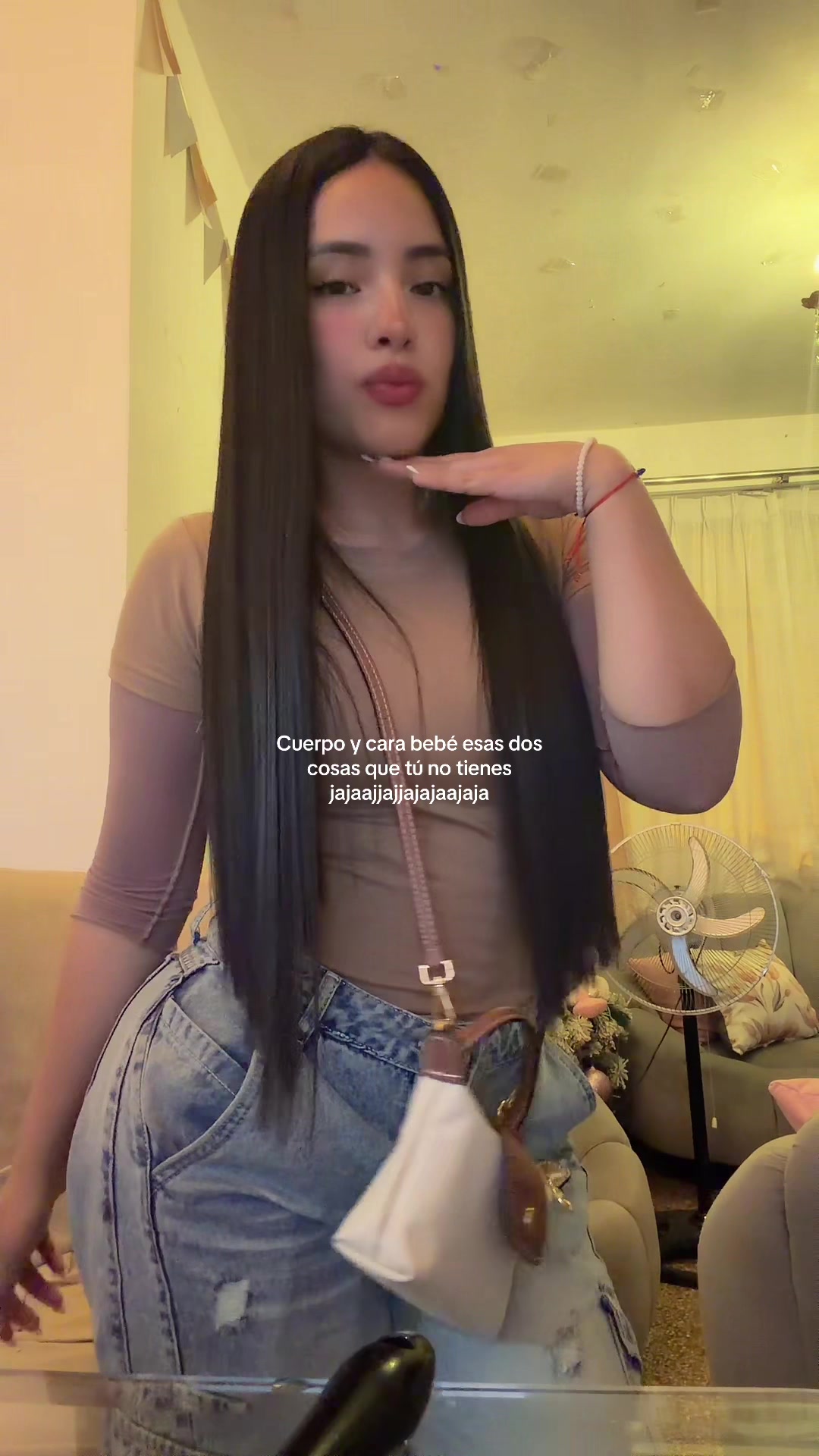 @Nay Santos