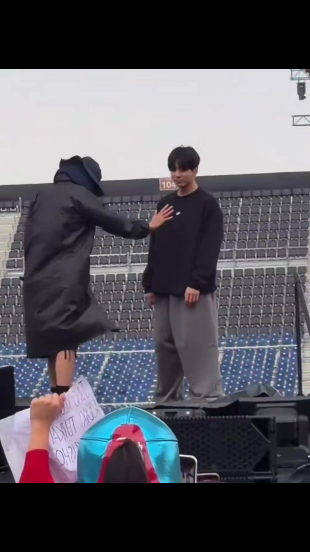 @Taehyung 🍓𝓥
