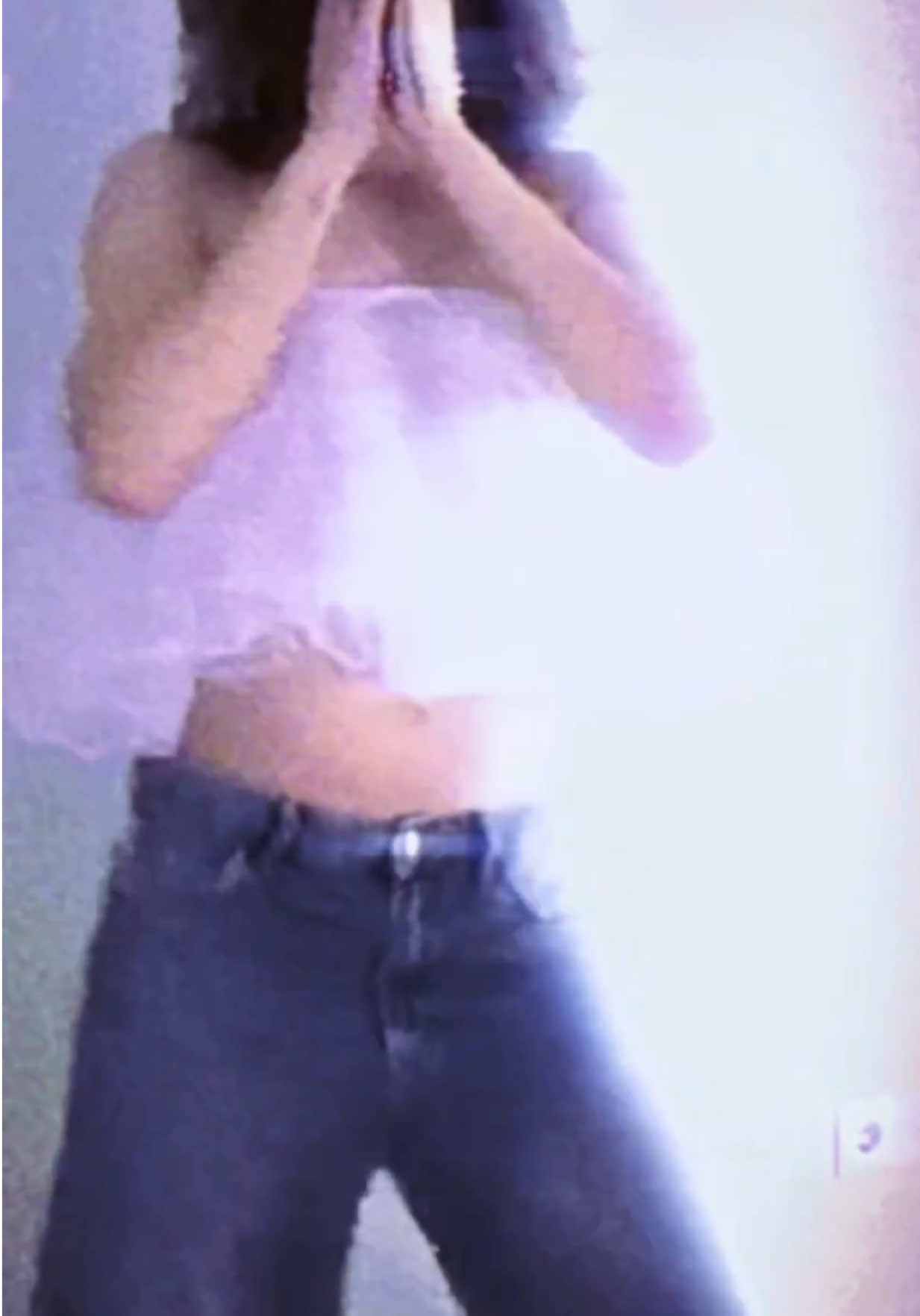 @ANNA8ELLE