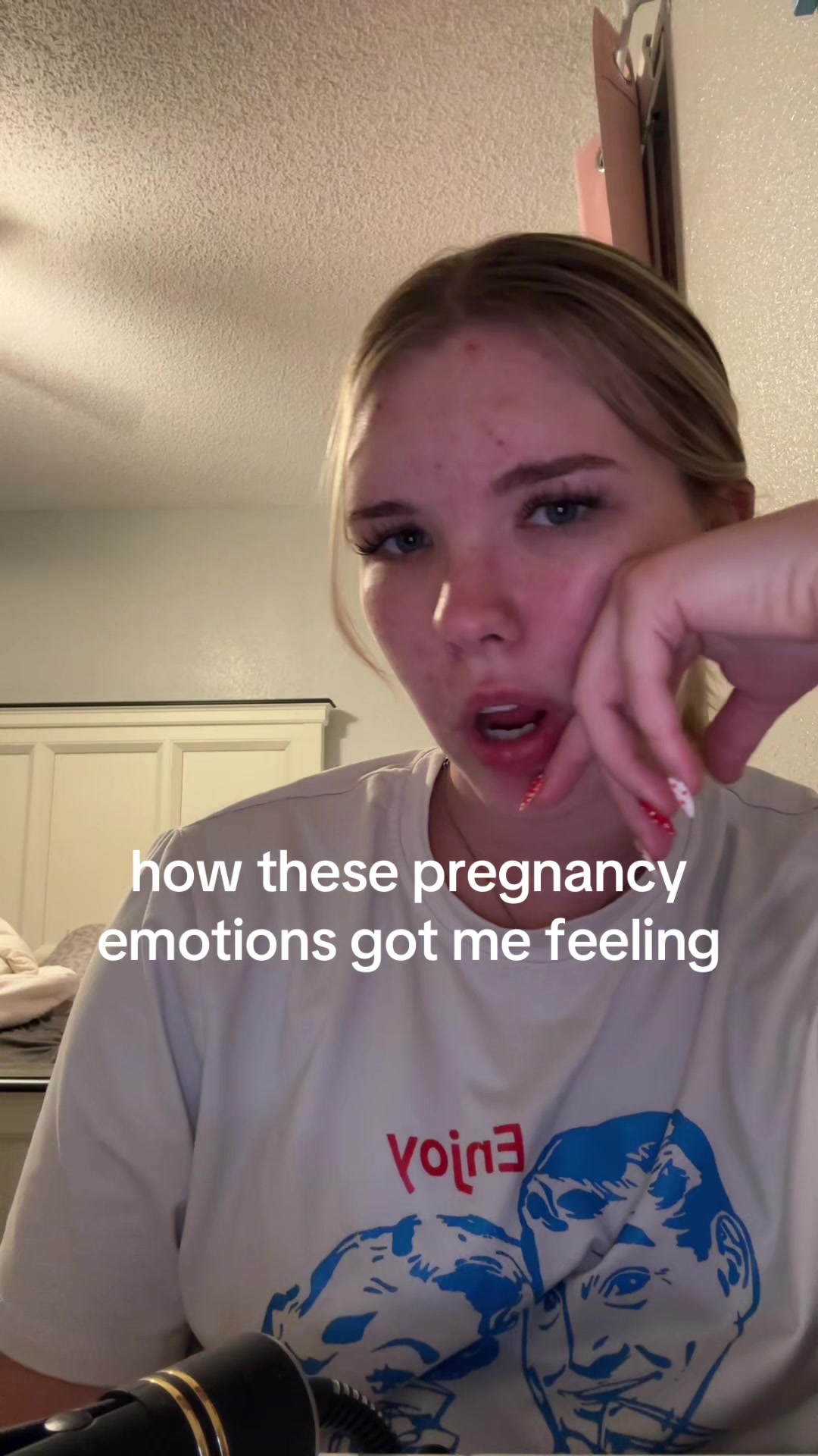 @Raylynn • Girl Mom ๐ฉท๐งธ