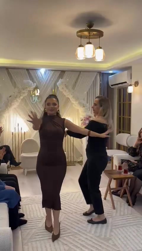 @İ ☆