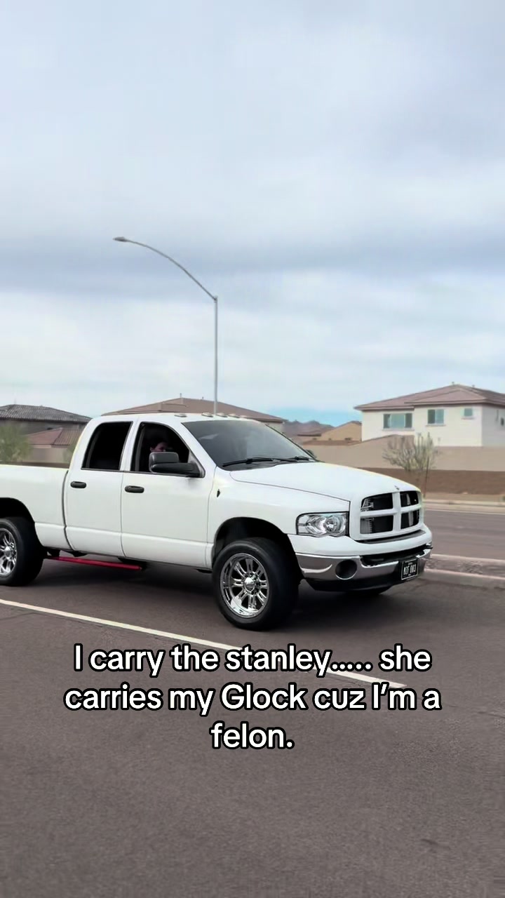 @Lowcummins_
