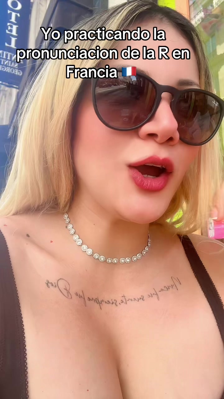 @Luz Torres Instagram @Lupytd