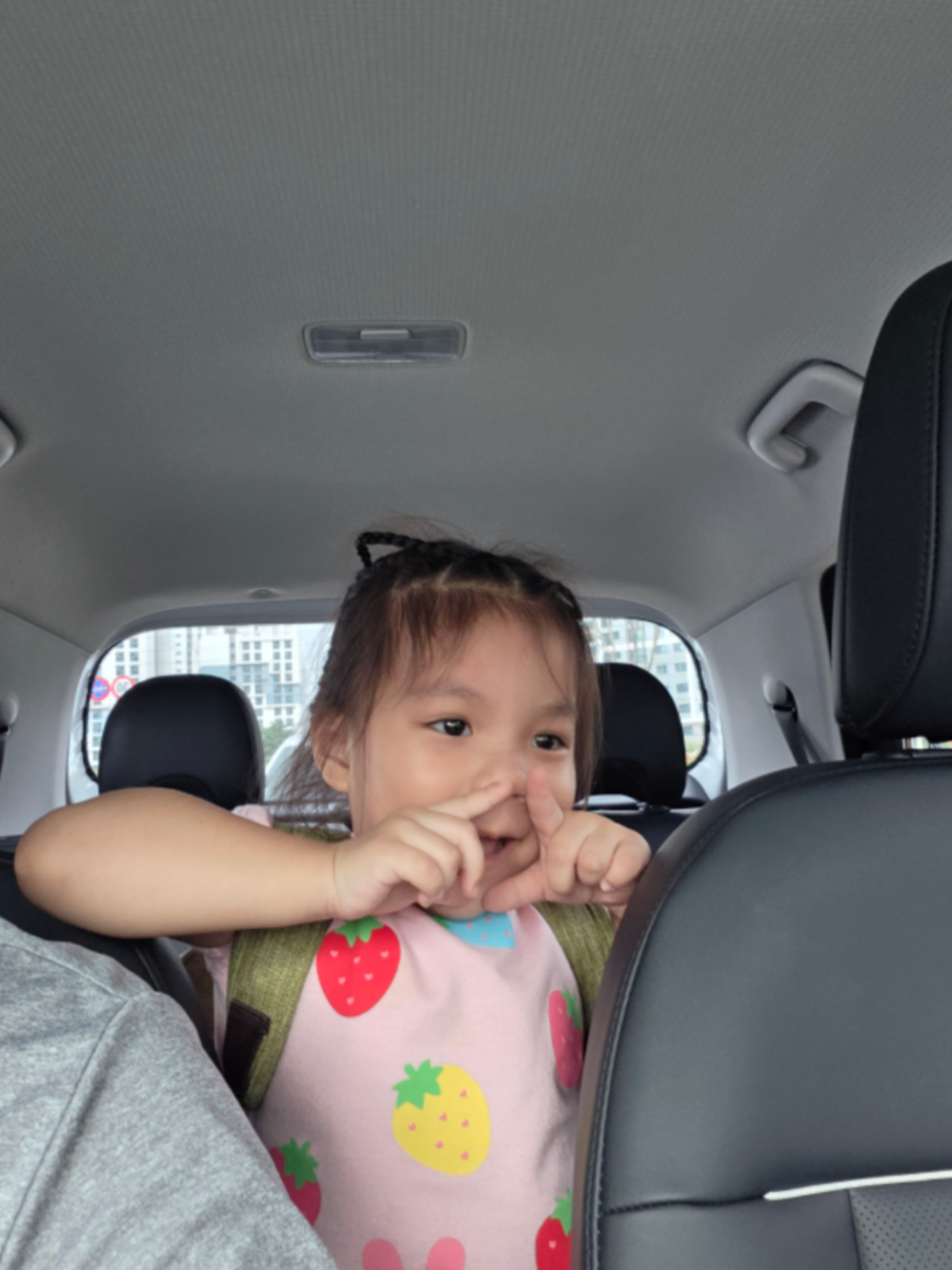 @yuna yujun omma 👨&zwj;👩&zwj;👧&zwj;👦