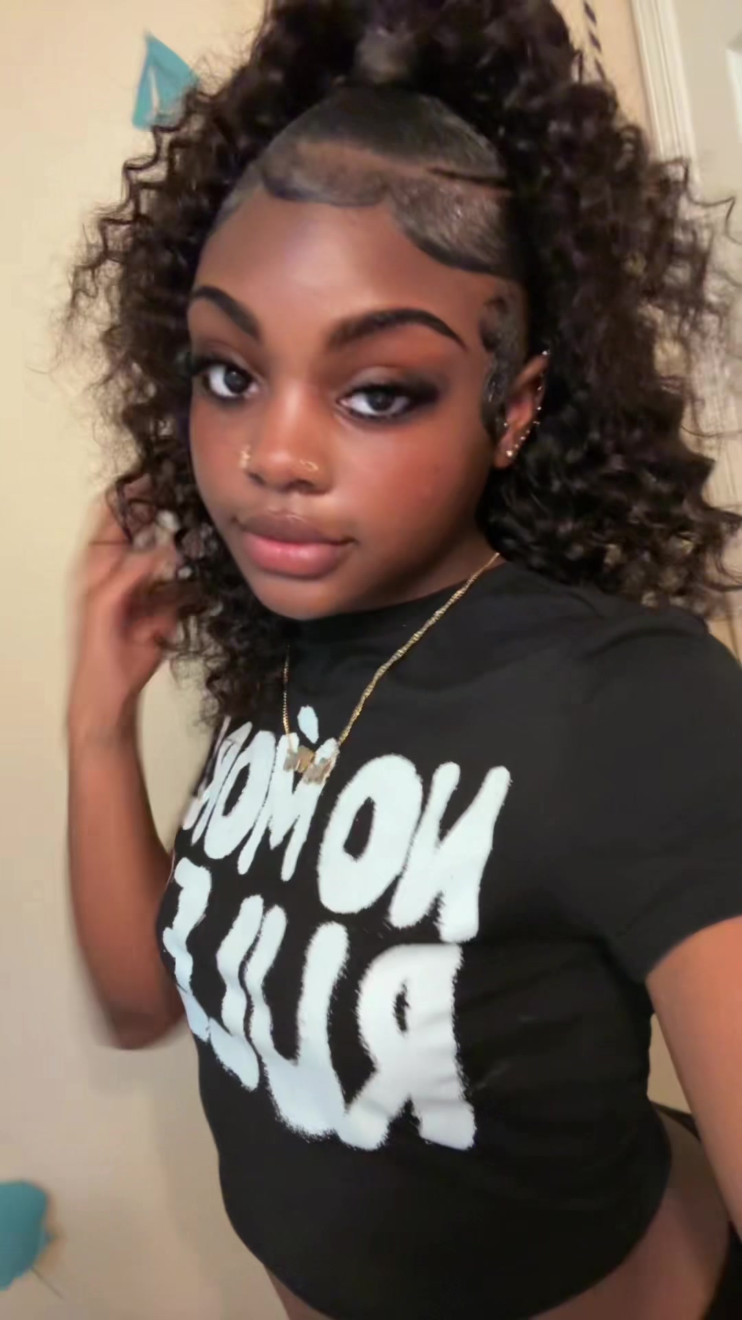 @🚶🏾♀️🆅🆂🌎