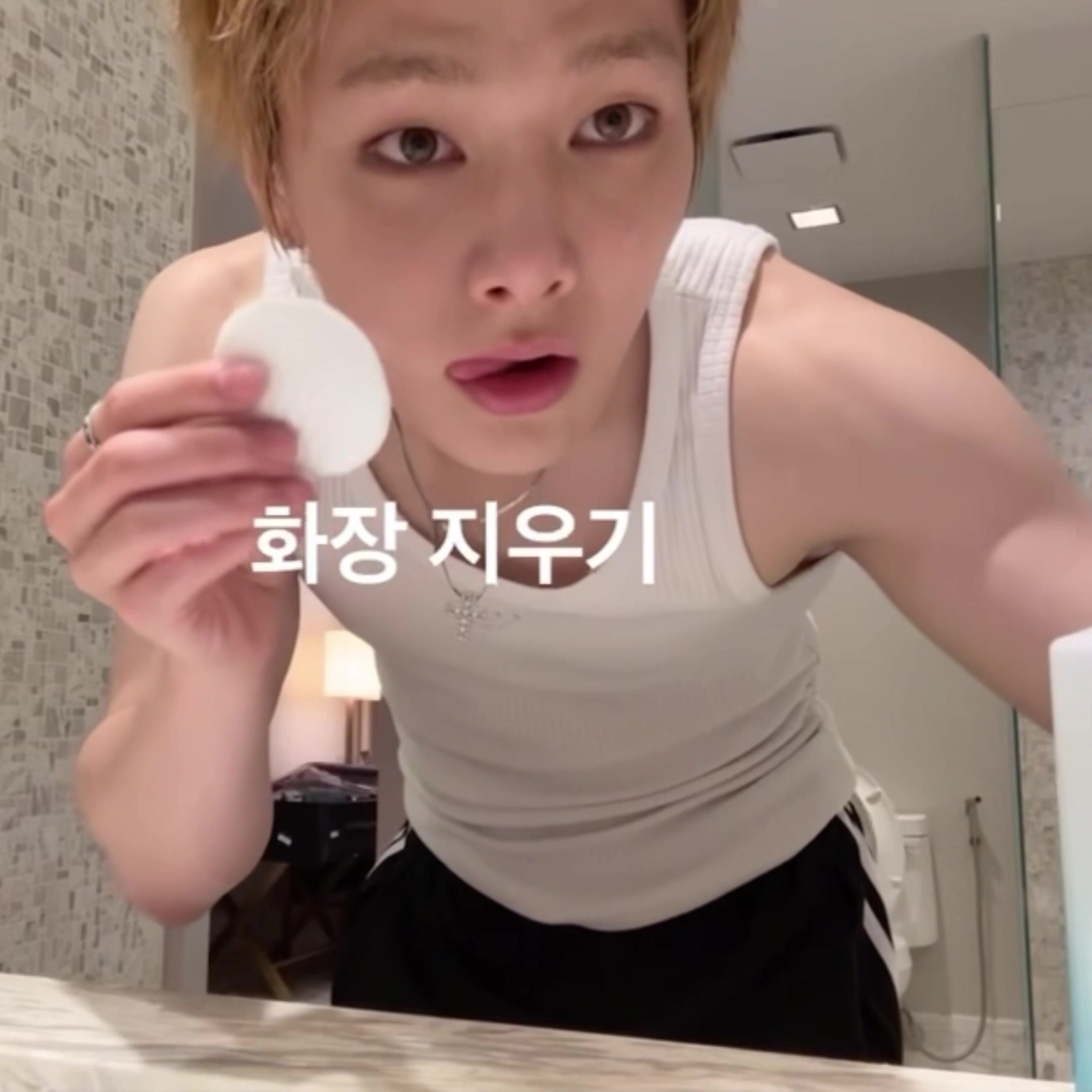 @𝐛𝐮𝐬𝐫𝐚