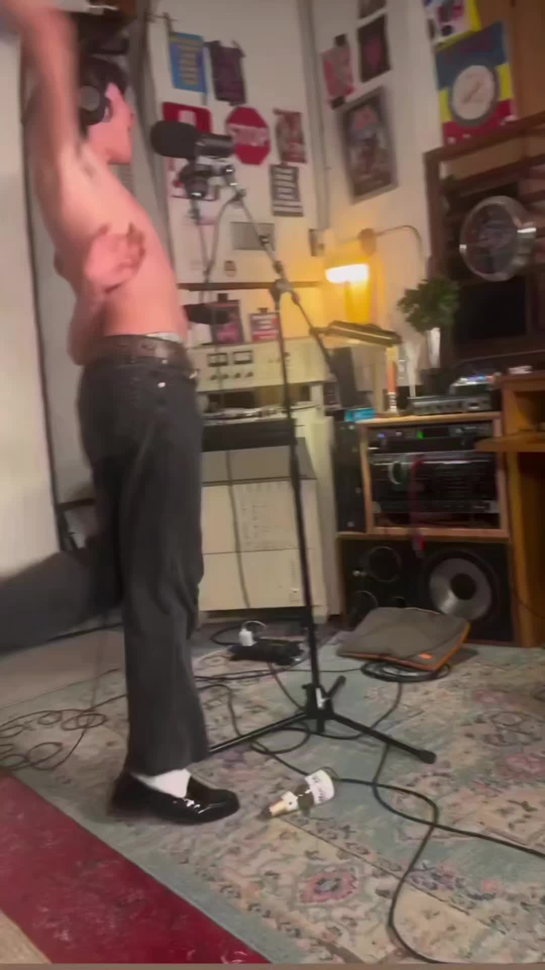 @UnHolyBackShots