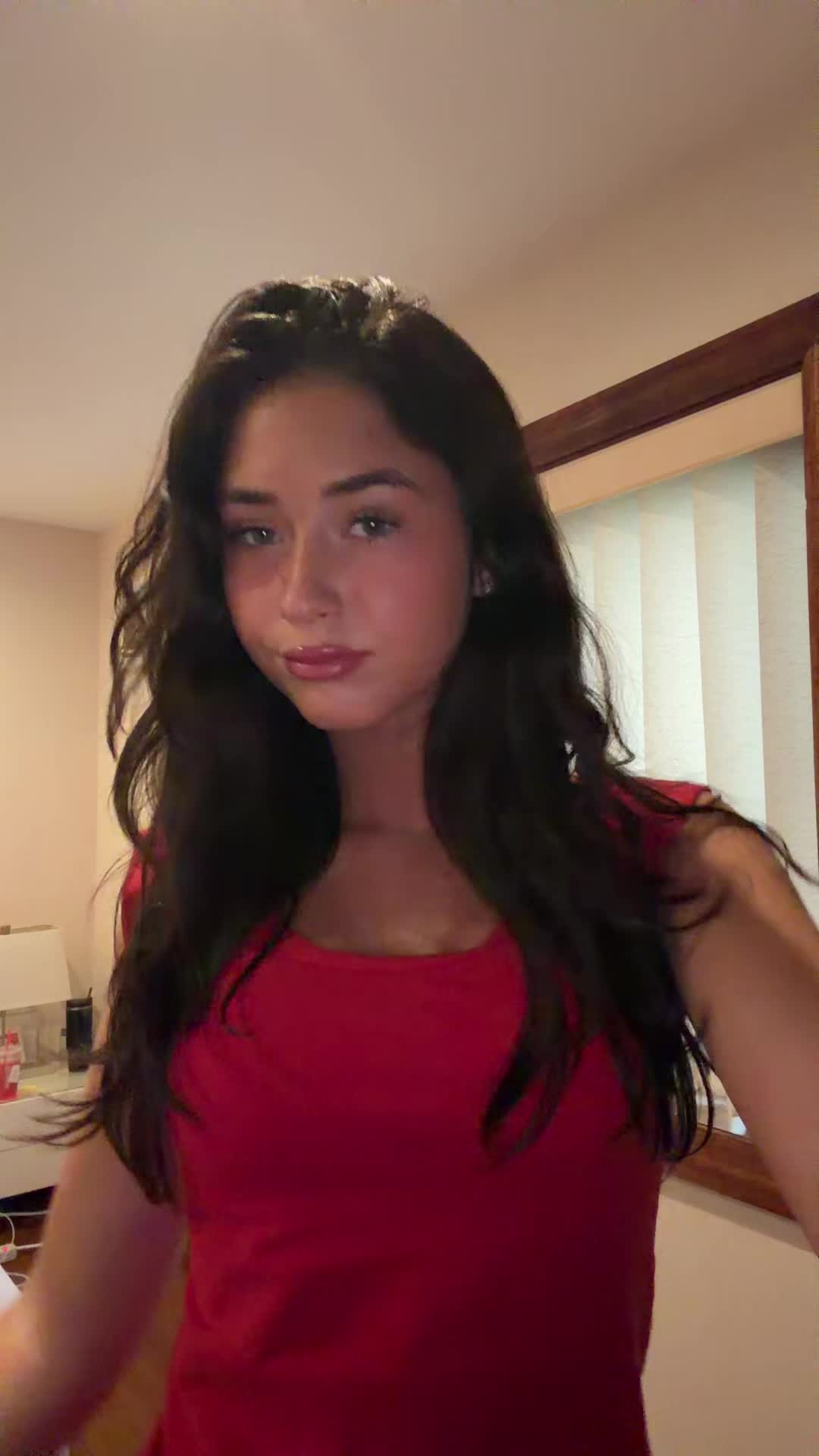 @Lizzy T