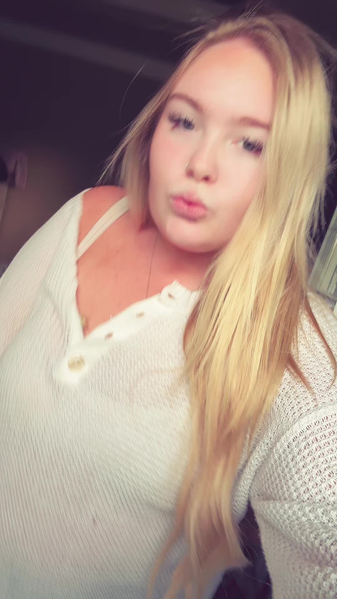 @aubri<3