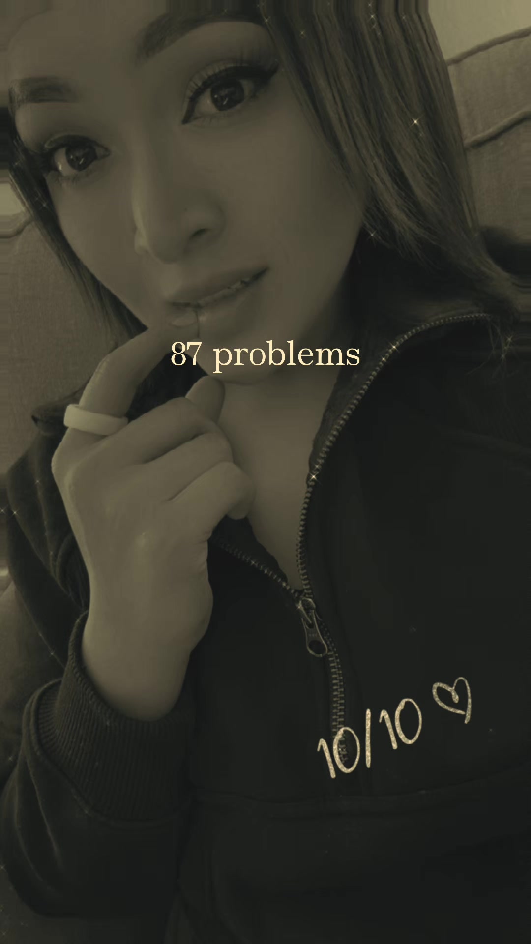 @𝘛𝘳𝘦𝘪𝘴𝘪♡ ◡̈