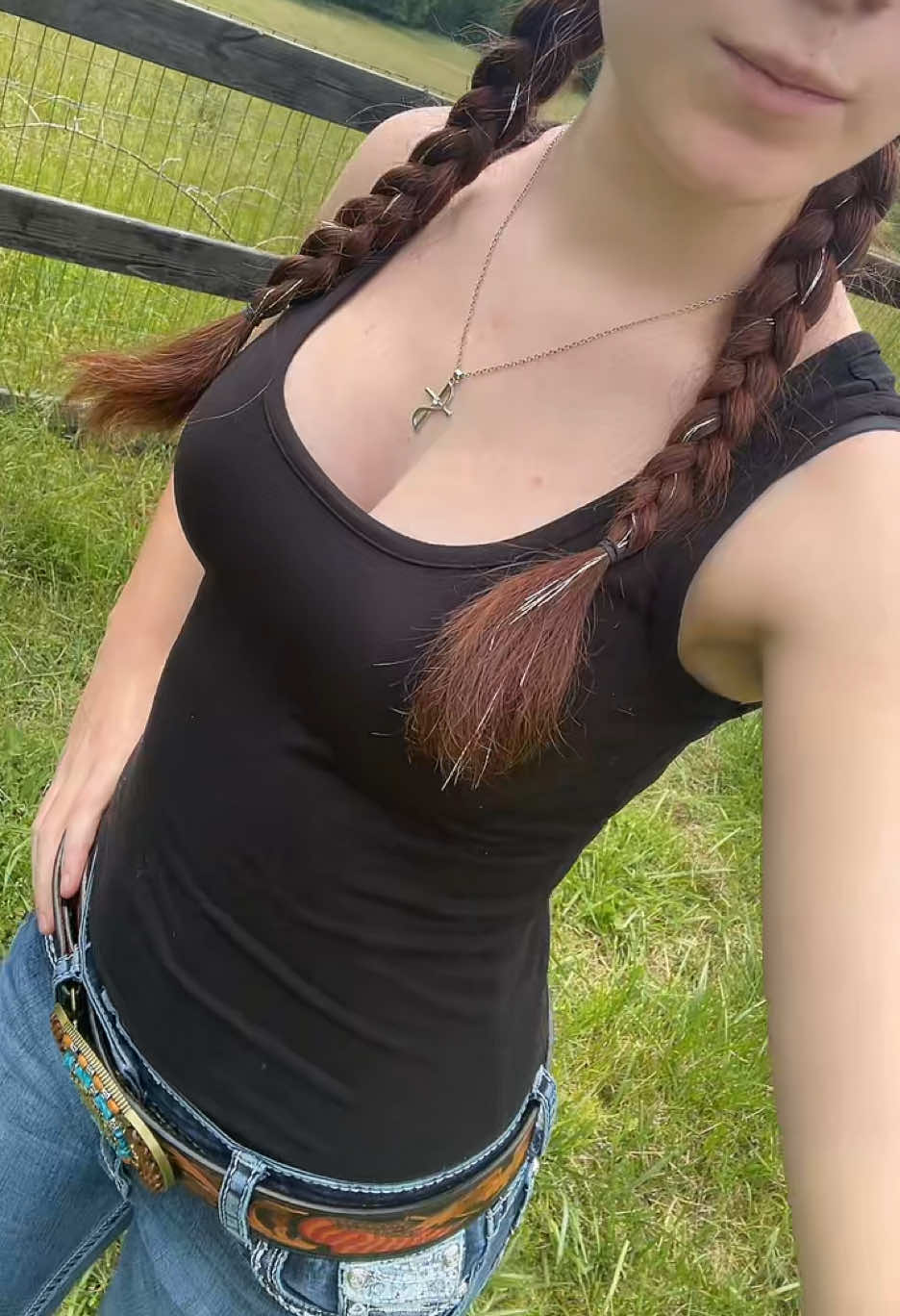 @️