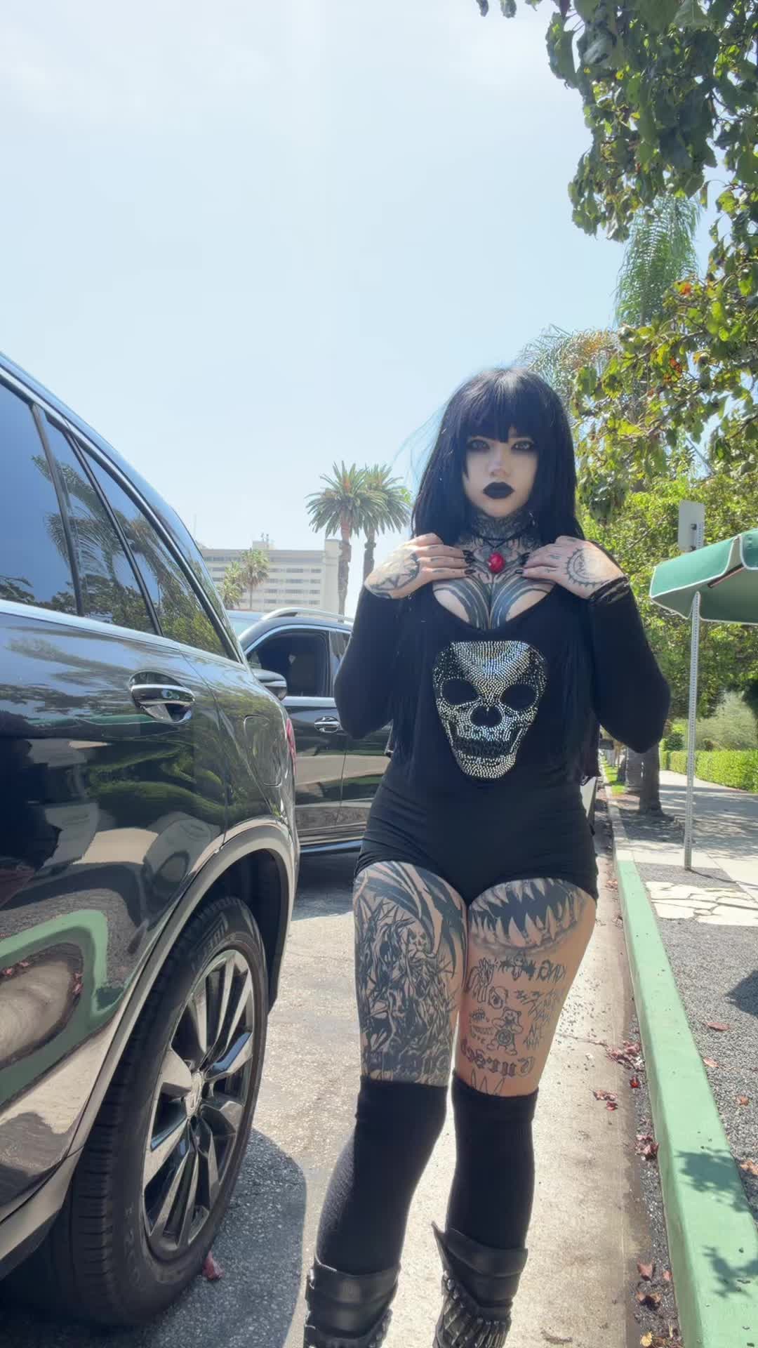 @mothertriplex