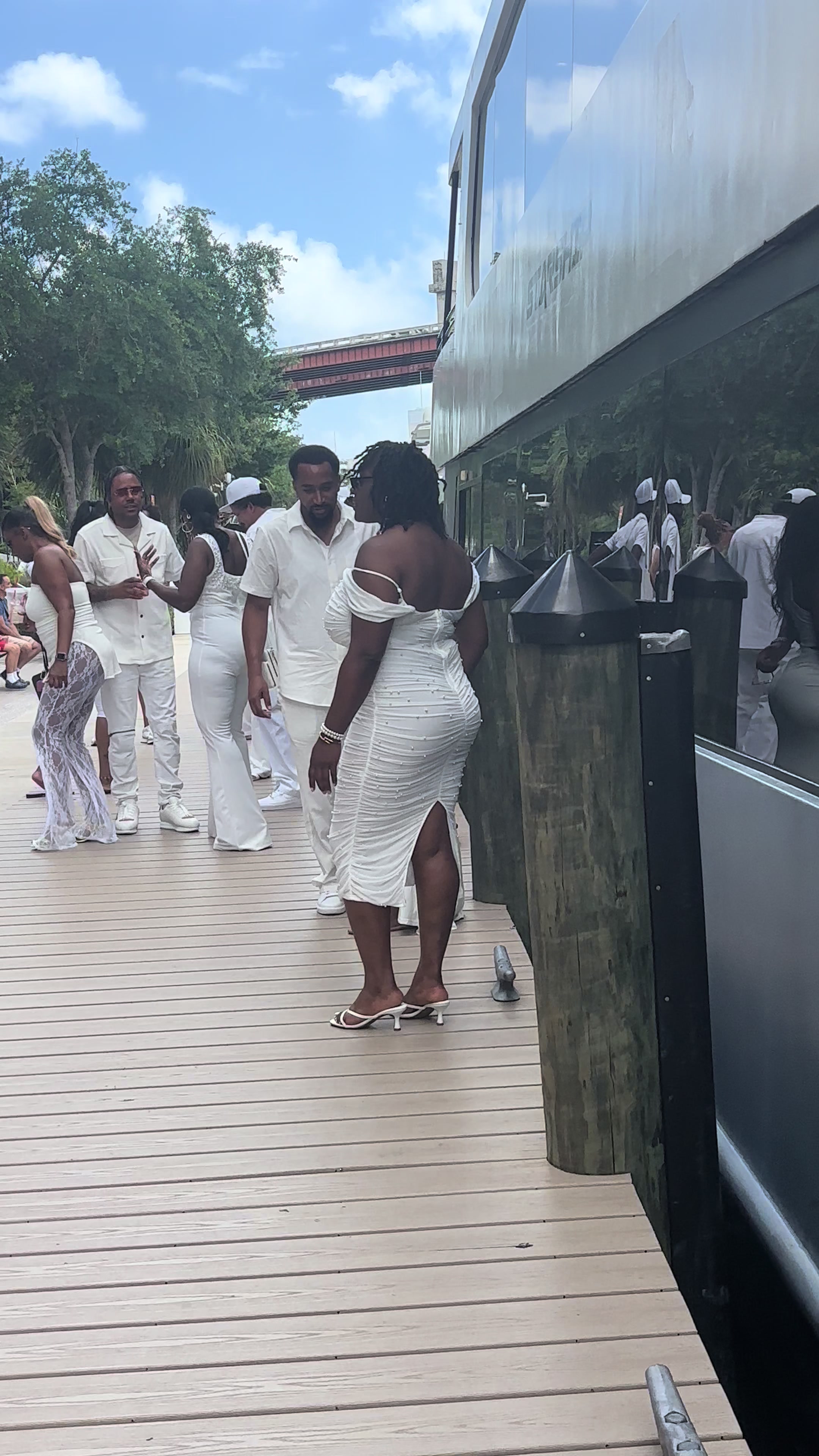 @Yachtvibesmiami