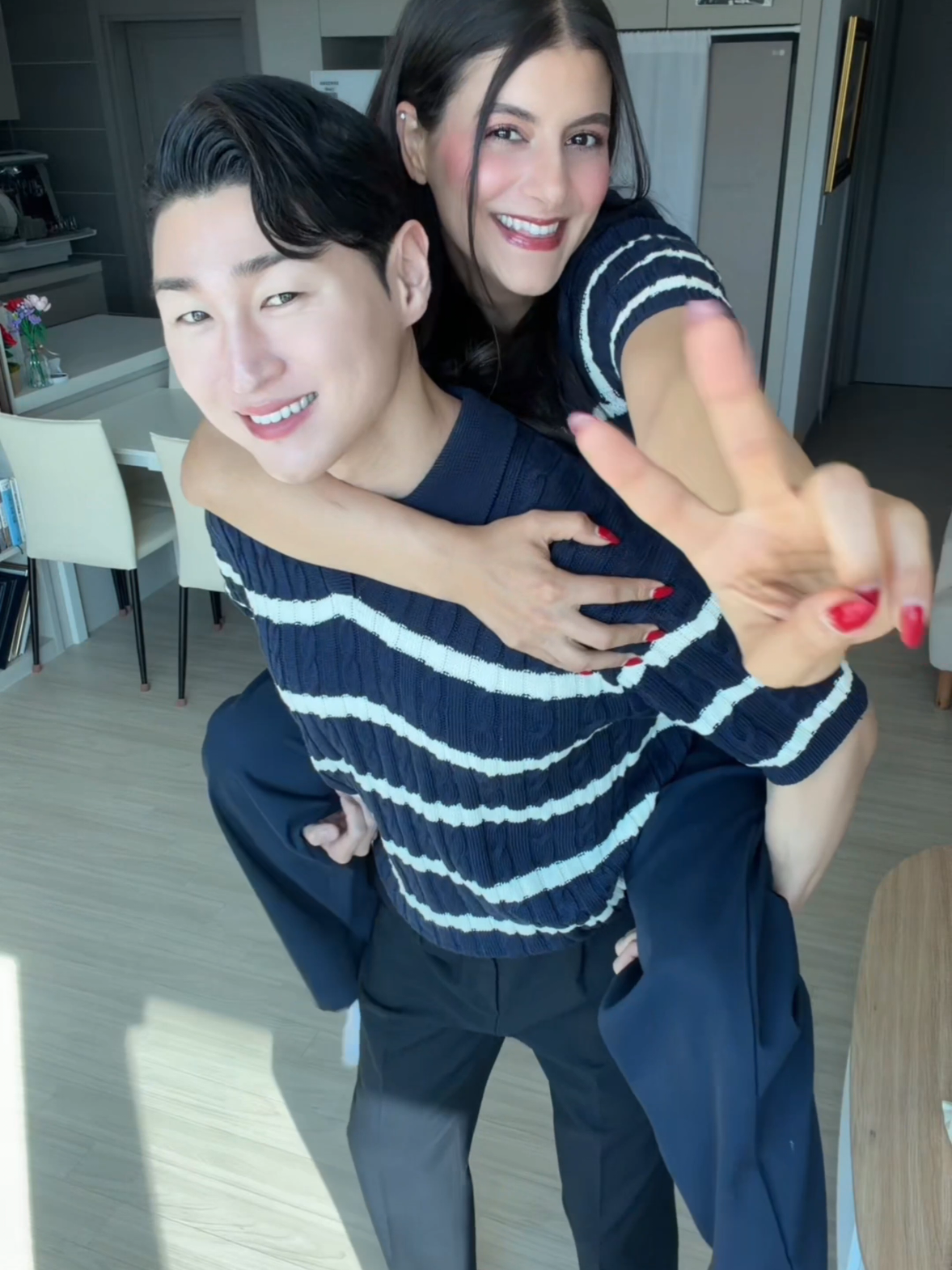 @David 🇰🇷 & Rebecca🇺🇸🇱🇧