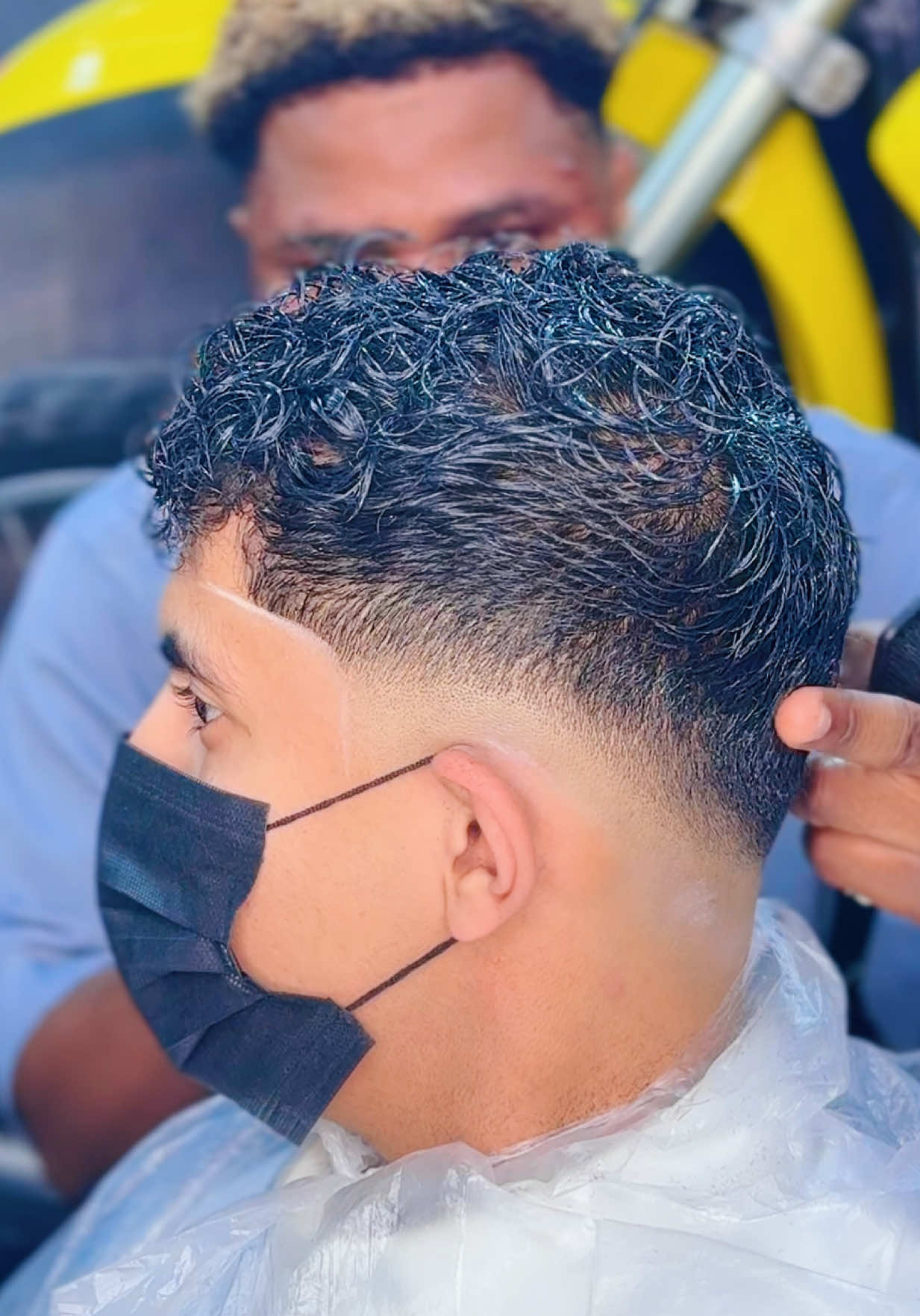 @KINGCUTZ CELEBRITY BARBER ๐ธ๐ฆ