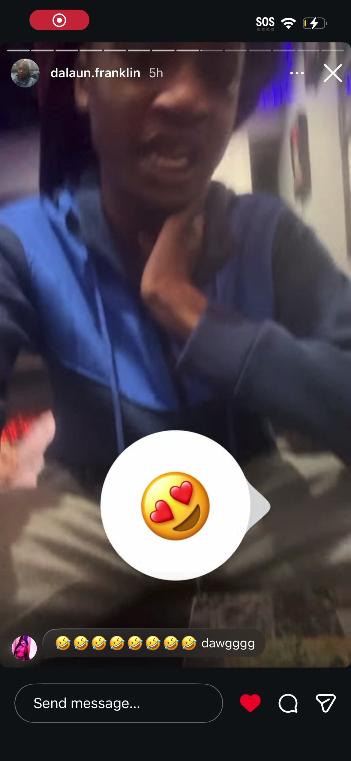 @lilariiarii