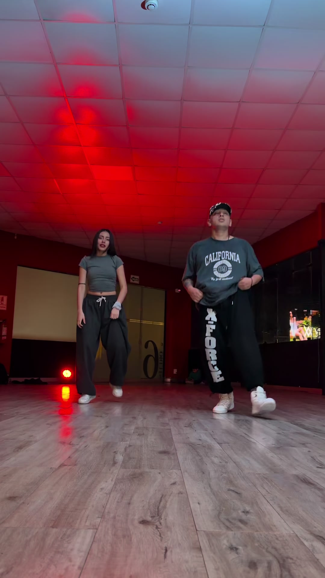 @X FORCE - ESCUELA DE BAILE