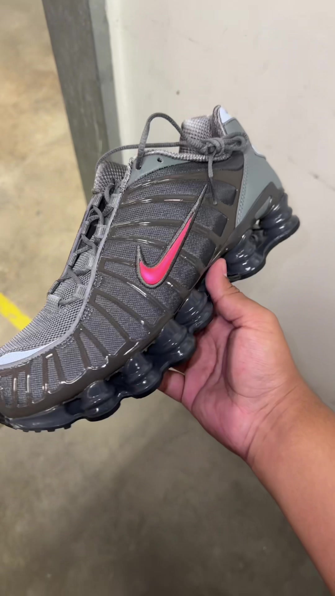 @Trending Sneakers