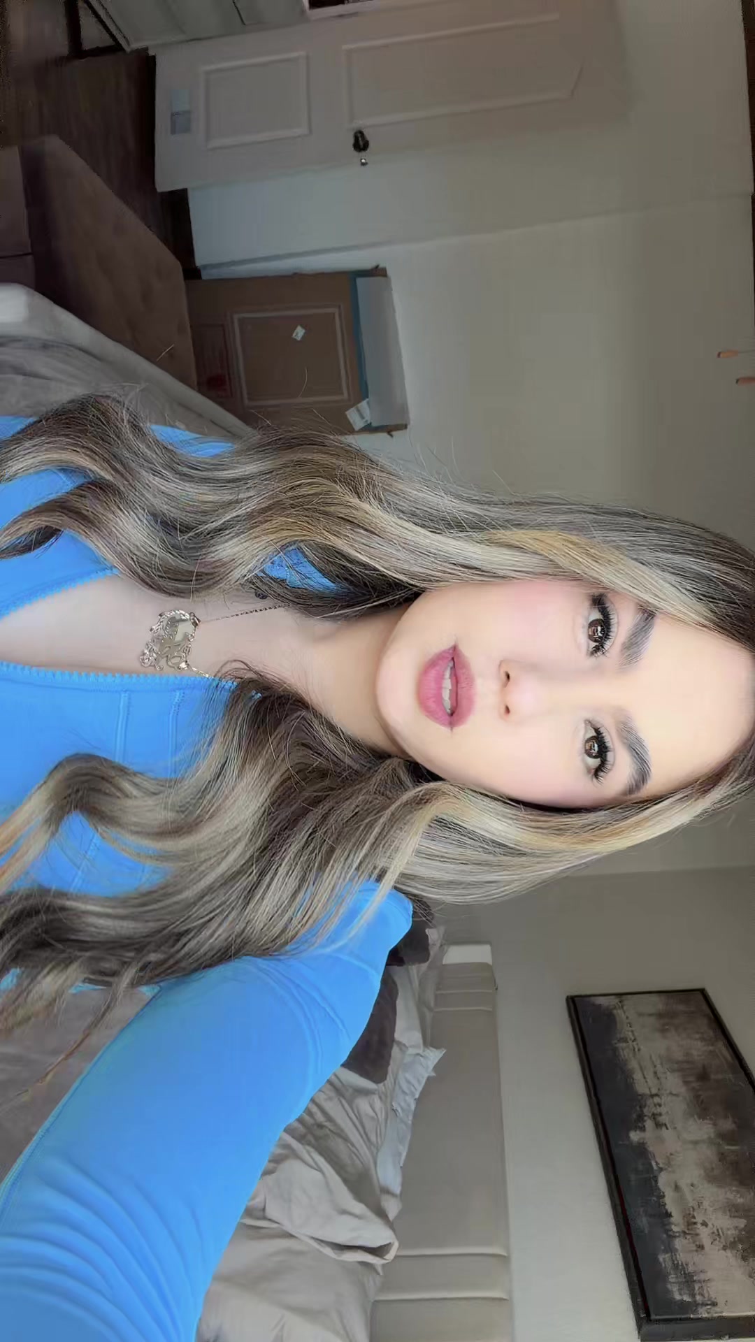 @Azul