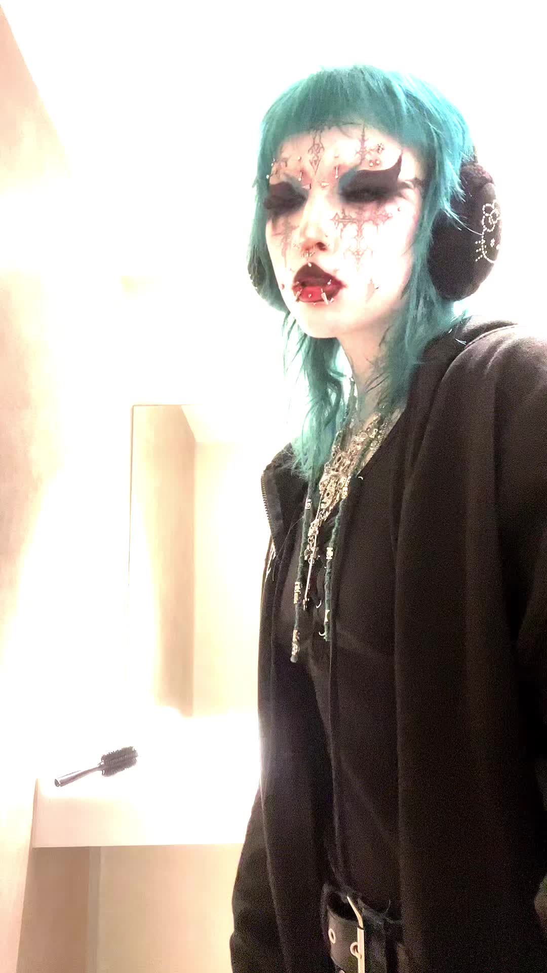 @slutyh