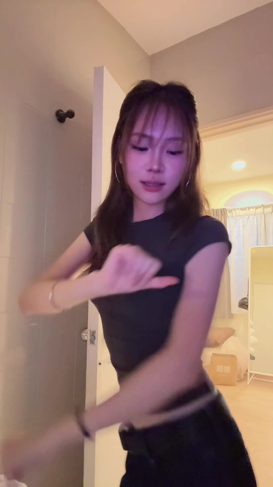 @chloe