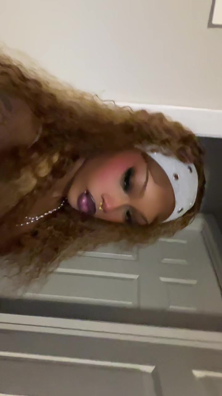 @vixen