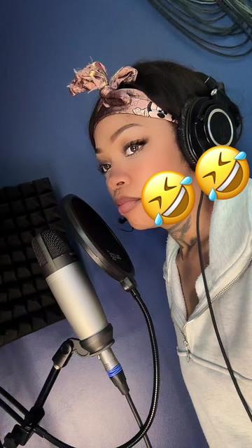 @thatmfnshanicee