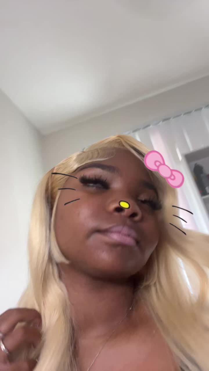 @lurkingglouu