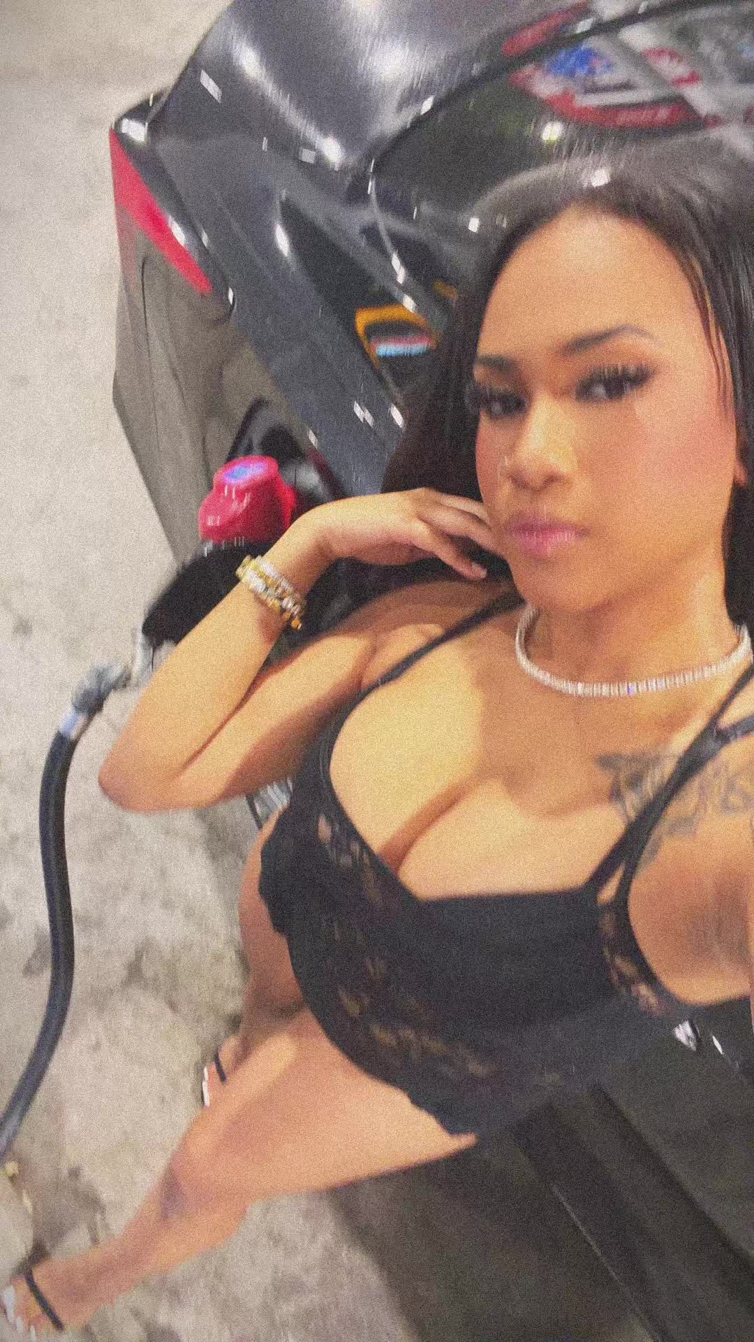 @Araya Evans