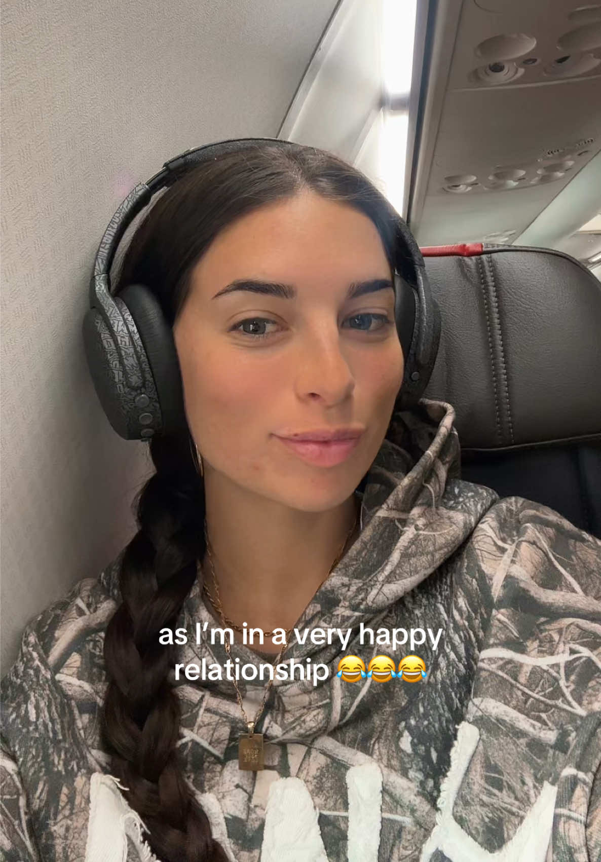 @kialarenae
