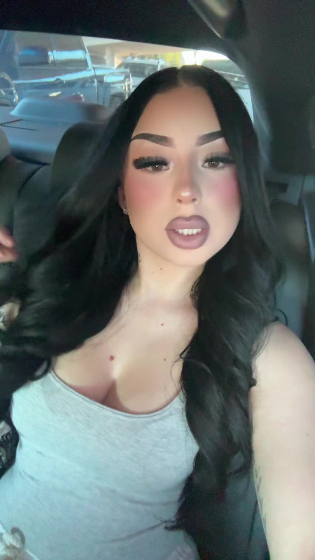 @♕