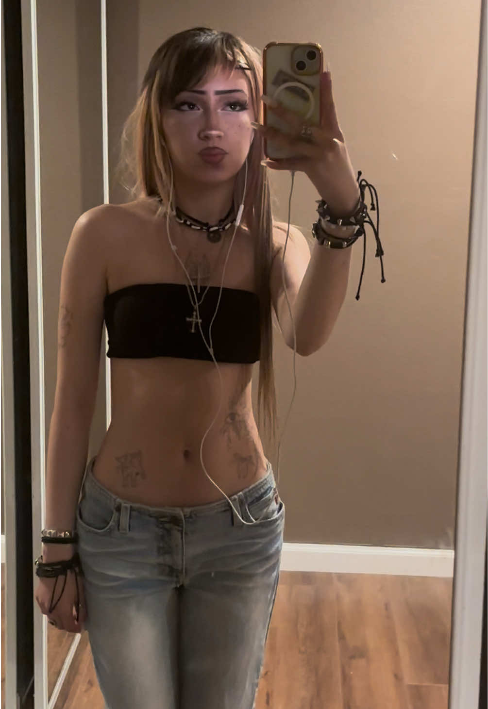 @Emma Paz