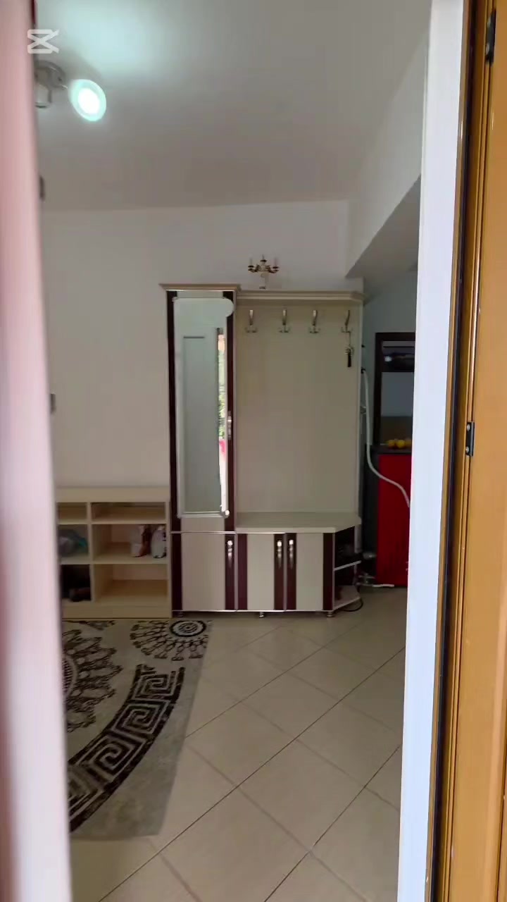 @Ervis Xhanari Remax