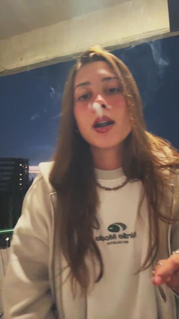 @Ninamendesz