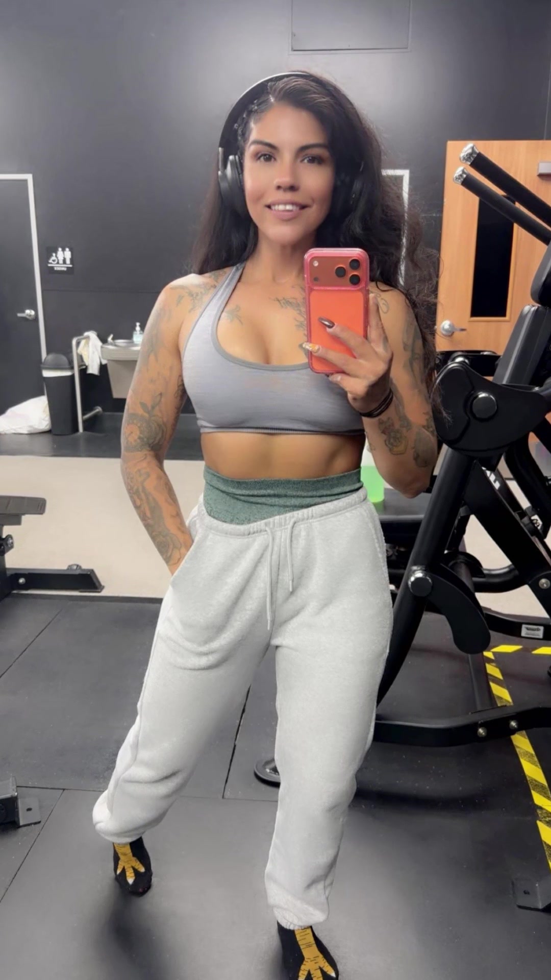 @MirandaHernandez1990