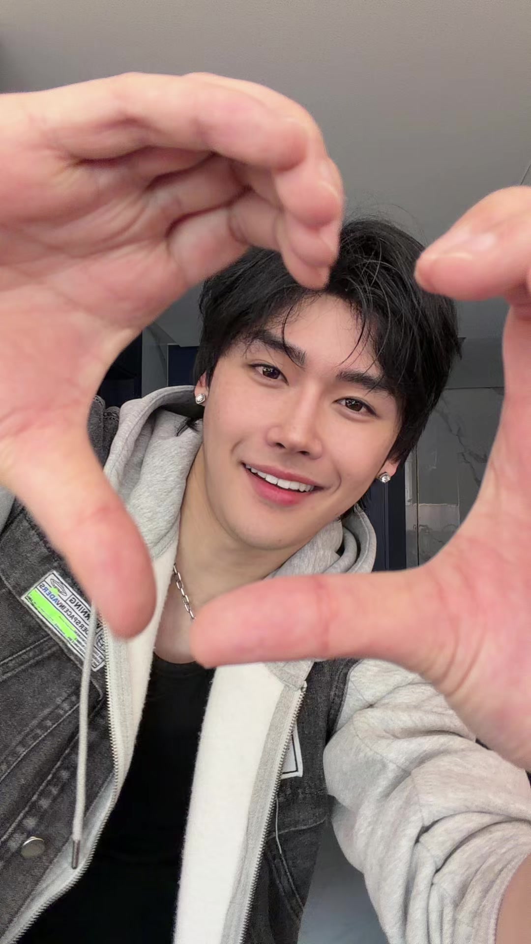 @Yun