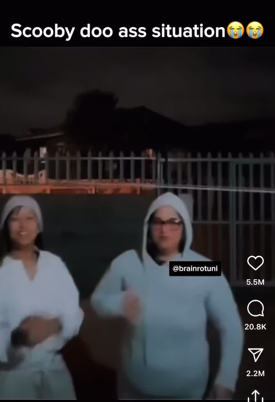 @JustaFlyonDaWall