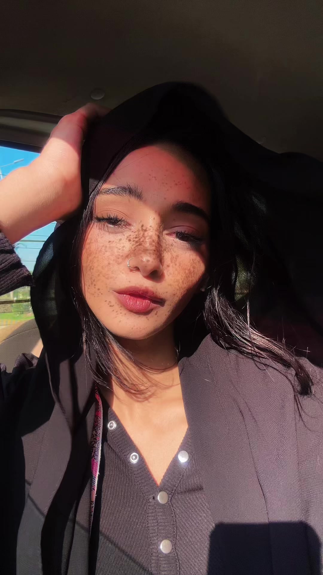 @ayeshaazhar_official