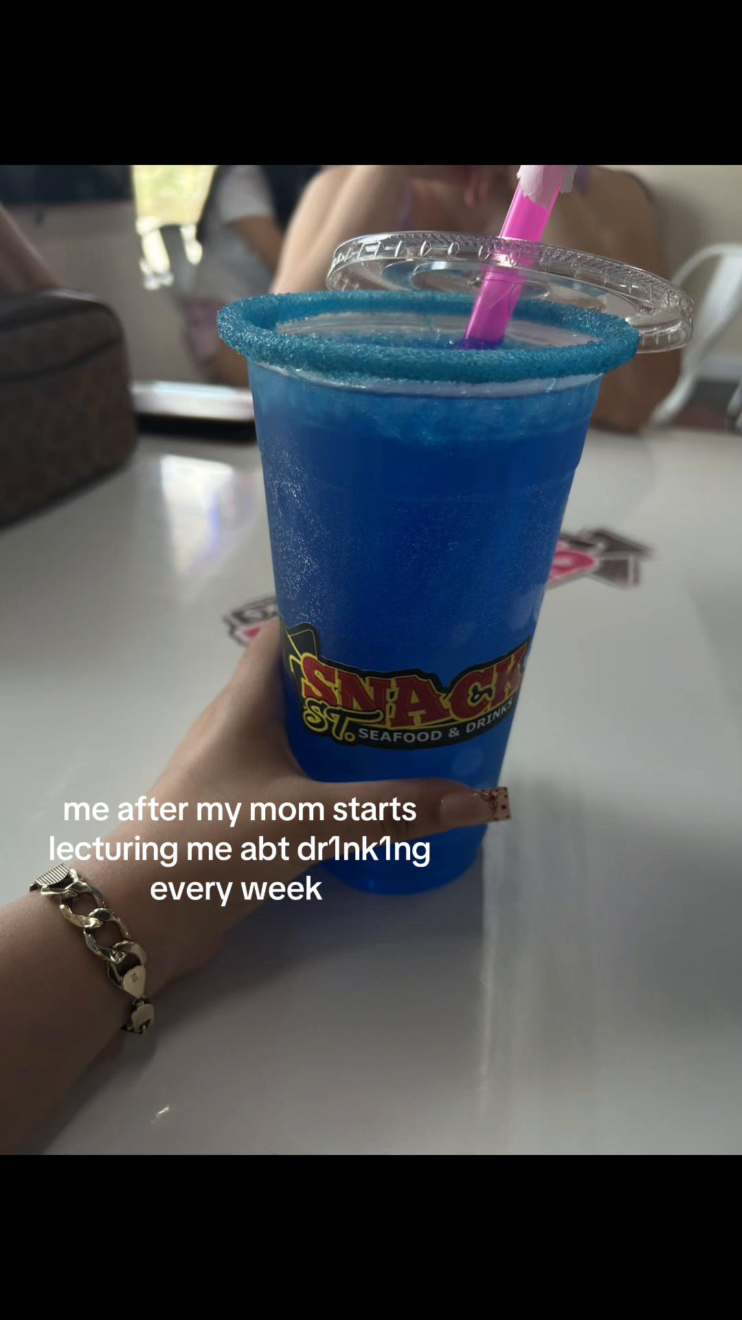 @itzelll