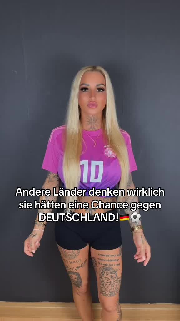 @Blondbarbie
