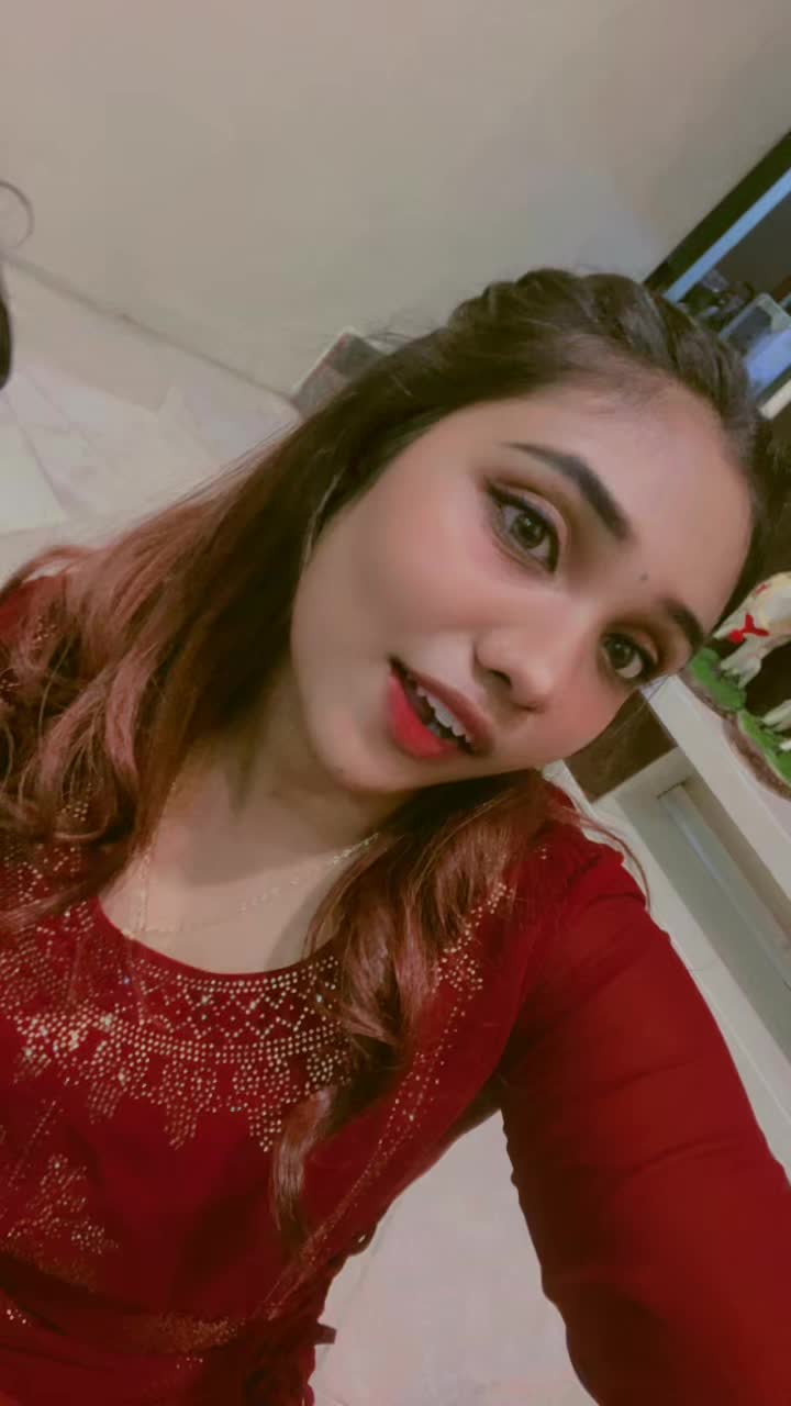 @Vina_.23