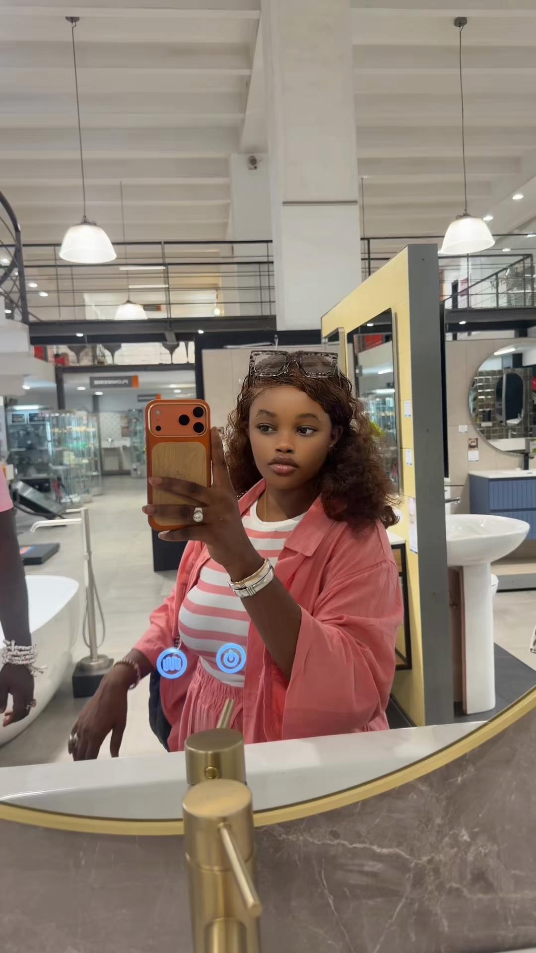 @Limaeraous &laquo;&nbsp;MRS NDIAYE❤️💍&nbsp;&raquo;