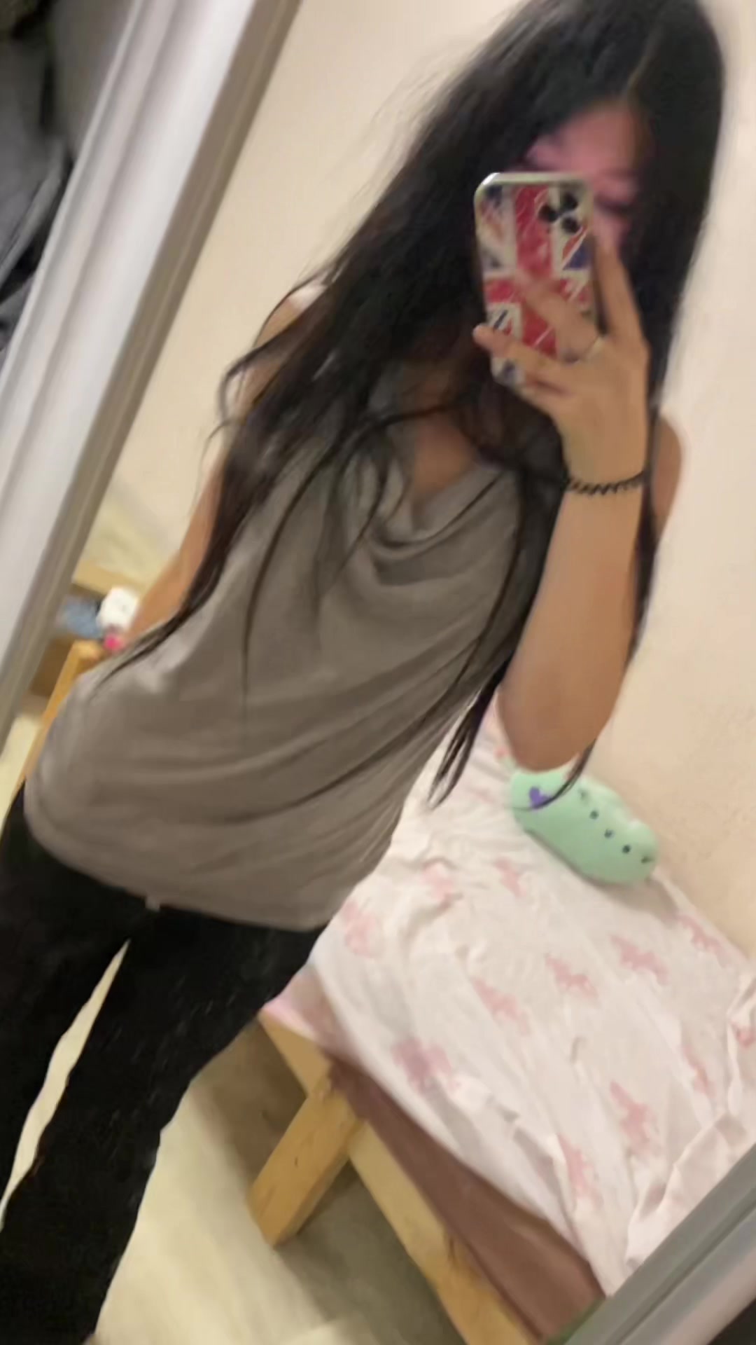 @тгк: aricrombie